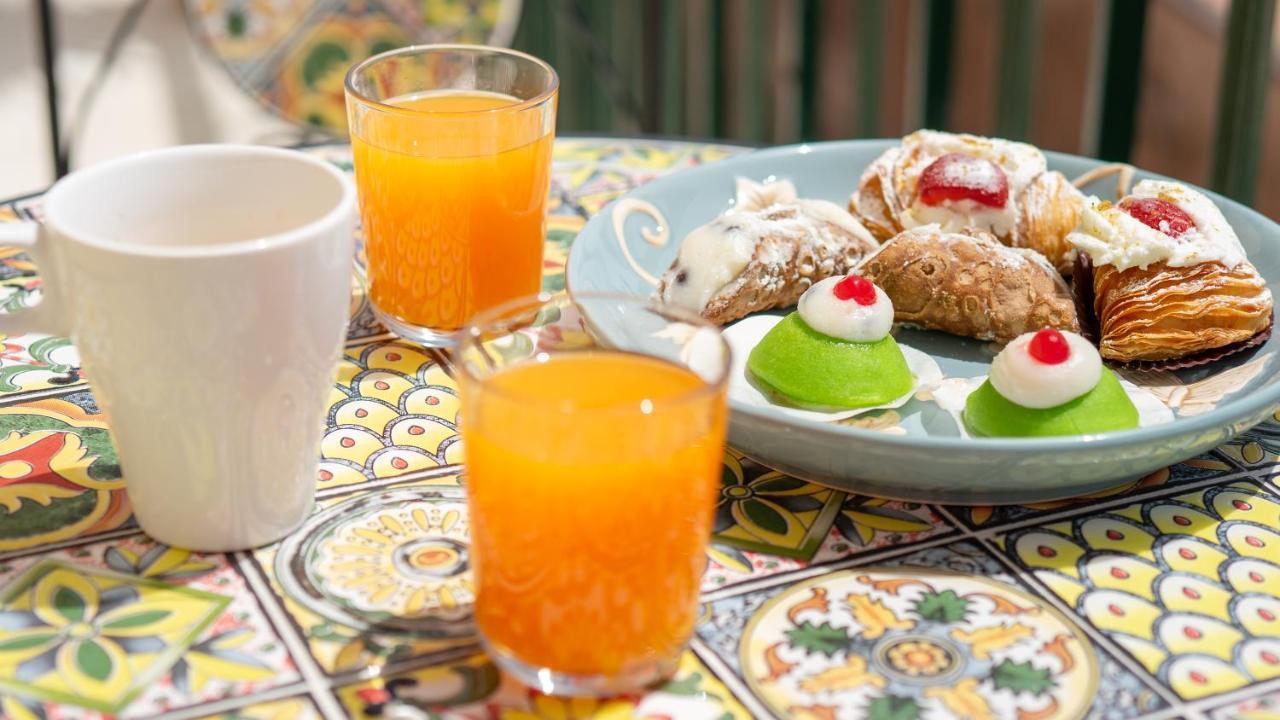 Palermo Historia Acomodação com café da manhã Exterior foto